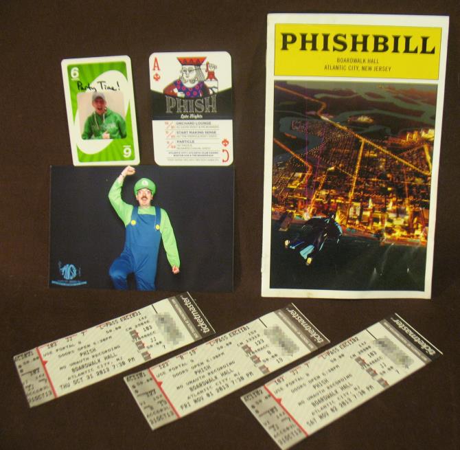 Phishbill Volume 5 - 10-31-13 (02)